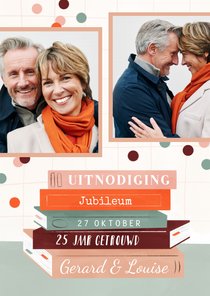 Uitnodiging 25 jaar getrouwd met boeken, confetti en foto's