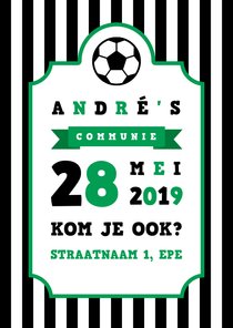 Uitnodiging communie voetbal strepen met badge