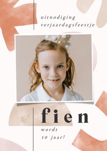 Uitnodiging kinderfeestje abstracte vormen natuurlijk