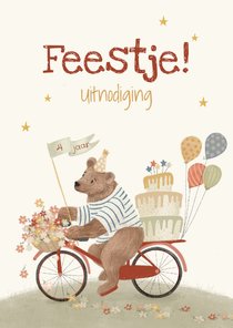 Uitnodiging kinderfeestje met beertje op weg naar feestje!