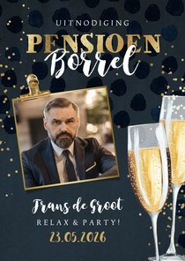Uitnodiging pensioenfeest champagne glazen goud stijlvol