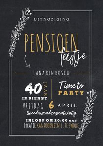 Uitnodiging pensioenfeest vrouw met takjes in krijtbord look