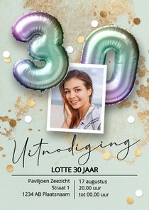 Uitnodiging verjaardag 30 jaar vrouw ballonnen