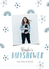 Uitnodigingskaart babyshower jongen regenboog hartjes foto