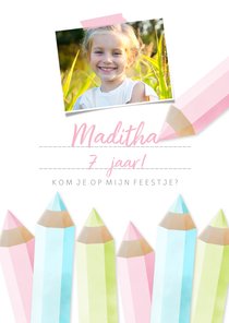 Uitnodigingskaart kinderfeestje tekenen & creatief