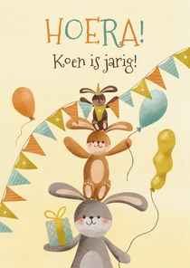 Verjaardagskaart felicitatie konijntjes ballonnen slingers