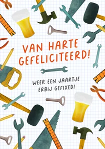 Verjaardagskaart met bier en gereedschap