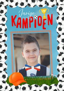 Verjaardagskaart met foto en voetballen