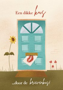 Wenskaart met deur en kaart met kus door de brievenbus