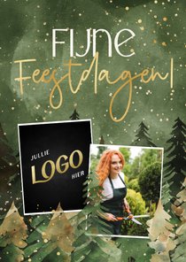 Zakelijke kerstkaart Fijne Feestdagen foto's kerstbomen goud