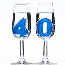 40 in champagne glazen