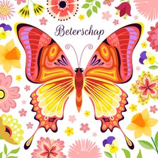 Beterschapskaart met vlinder en kleurrijke bloemen