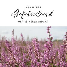 Bloemen verjaardagskaart met foto van paarse heide 