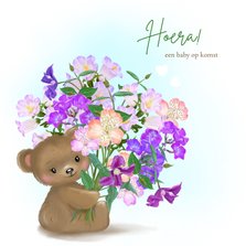 Felicitatiekaart beer met bos bloemen
