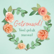 Felicitatiekaart met een hart van bloemen