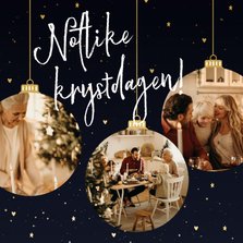 Fries kerstkaartje noflike krystdagen met drie kerstballen