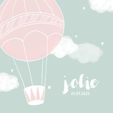Geboortekaartje luchtballon wolken hartjes meisje