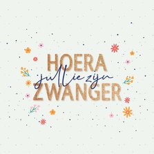 Hoera zwanger - dots and flowers - felicitatiekaart