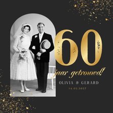 Jubileumfeest uitnodiging goud 60 jaar getrouwd foto hartjes
