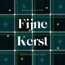 Kerstkaart met plaid patroon fijne kerst groen sterren