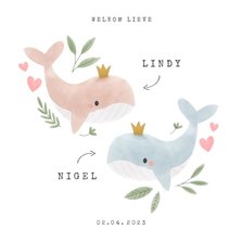 Lief geboortekaartje voor tweeling met walvissen en hartjes