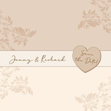 Mooie klassieke trouwkaart met namen in band op kant