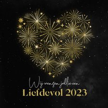 Nieuwjaarskaart vuurwerk hart sterren 2023 liefdevol vrede
