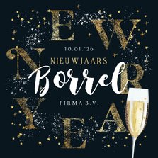 Sfeervolle uitnodiging nieuwjaarsborrel champagneglas