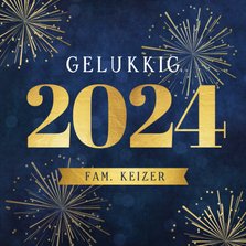 Stijlvolle nieuwjaarskaart met jaartal 2024 en goud vuurwerk