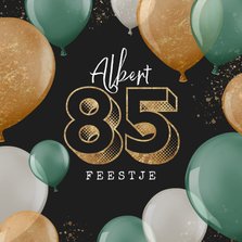 Uitnodiging verjaardag ballonnen groen goud spetters 85