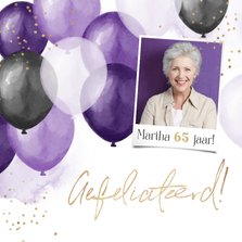 Verjaardagskaart ballonnen confetti paars goud gefeliciteerd