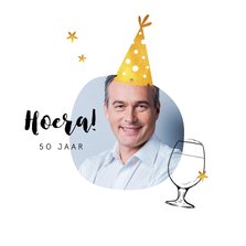 Verjaardagskaart felicitatie humor feestmuts goud bier