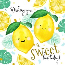 Verjaardagskaart met citroentjes en tropische bladeren