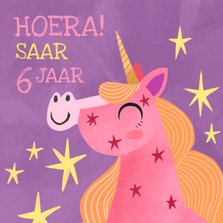 Verjaardagskaart roze eenhoorn met sterren