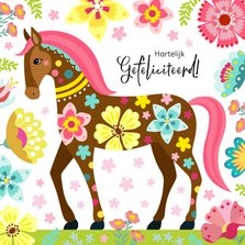 Vrolijke verjaardagskaart met paard en bloemen