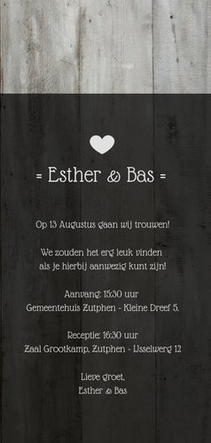 Trouwkaart langwerpig met 2 houten hartjes en trouwdatum 3