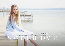 Communie save the date kaart met grote foto en witte tekst