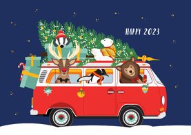 Een vrolijk Volkswagen busje vol kerst diertjes 