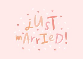 Felicitatie 'just married' hip met hartjes