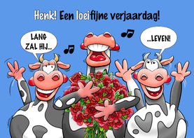 Grappige verjaardagskaart met 3 koeien en rozen voor een man