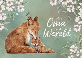Lief Moederdagkaartje voor oma met vosjes tussen de bloemen
