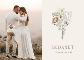 Minimalistische bedankkaart trouwen met droogbloemen en foto