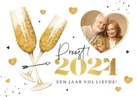 Nieuwjaarskaart champagne hartjes liefde goud 2024 foto