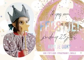 Trendy uitnodiging kinderfeestje 6 holografisch sterren