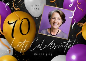 Uitnodiging feestje 70 jaar ballonnen foto slingers confetti