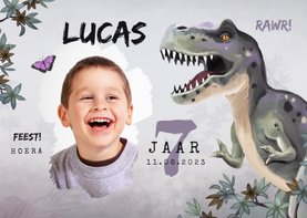 Uitnodiging kinderfeestje jongen t-rex dino jungle
