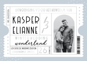 Uitnodiging trouwkaart winter wedding ticket blauw
