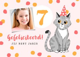Verjaardagskaart feest meisje confetti kat