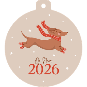 Beige nieuwjaarskaart kerstbal met teckel op naar 2026
