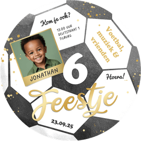 Ronde kaart voetbal kinderfeestje uitnodiging toernooi foto